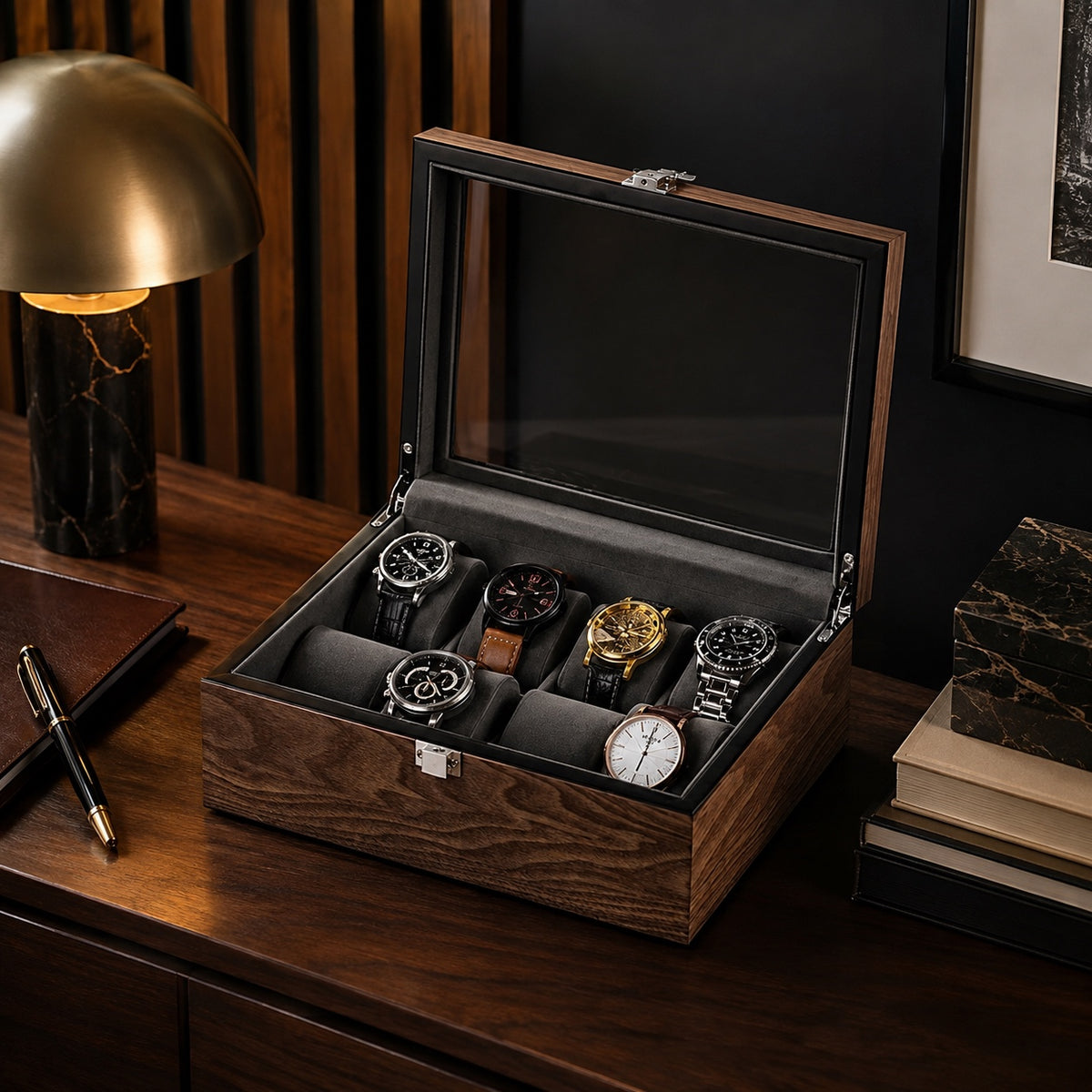 Écrin Pin Vitré 8 montres ouvert, huit coussins